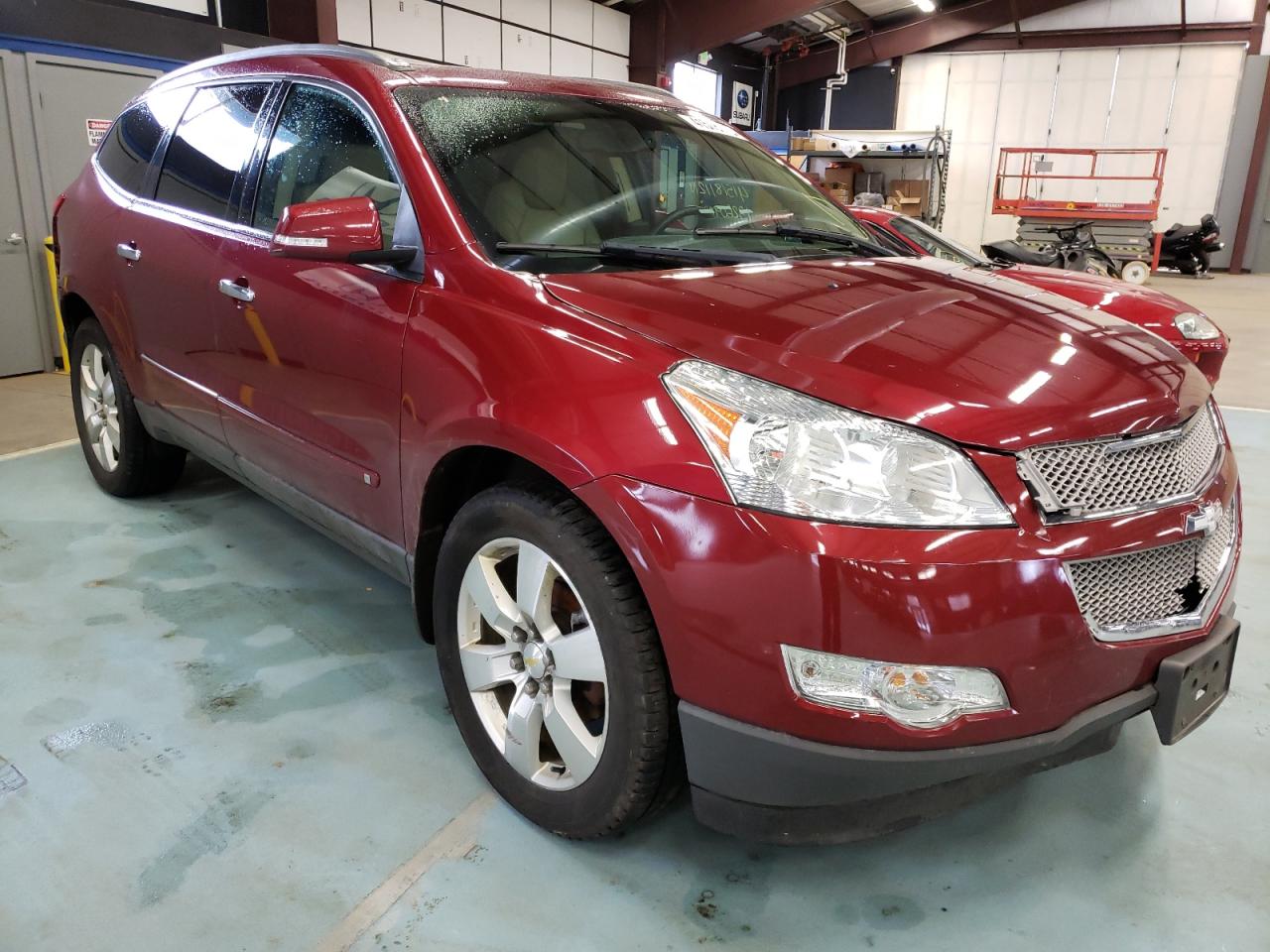 CHEVROLET TRAVERSE L 2010 with VIN 1GNLVHED7AS117273 - Photo from auction
