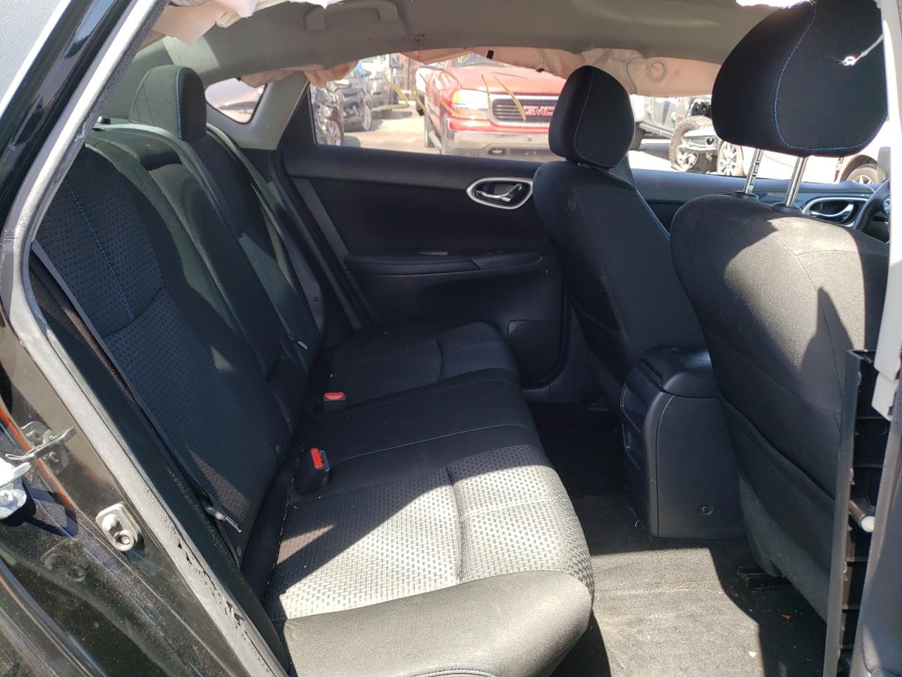 Photo 6 from auction – 2016 NISSAN SENTRA S with VIN 3N1AB7AP4GY338975