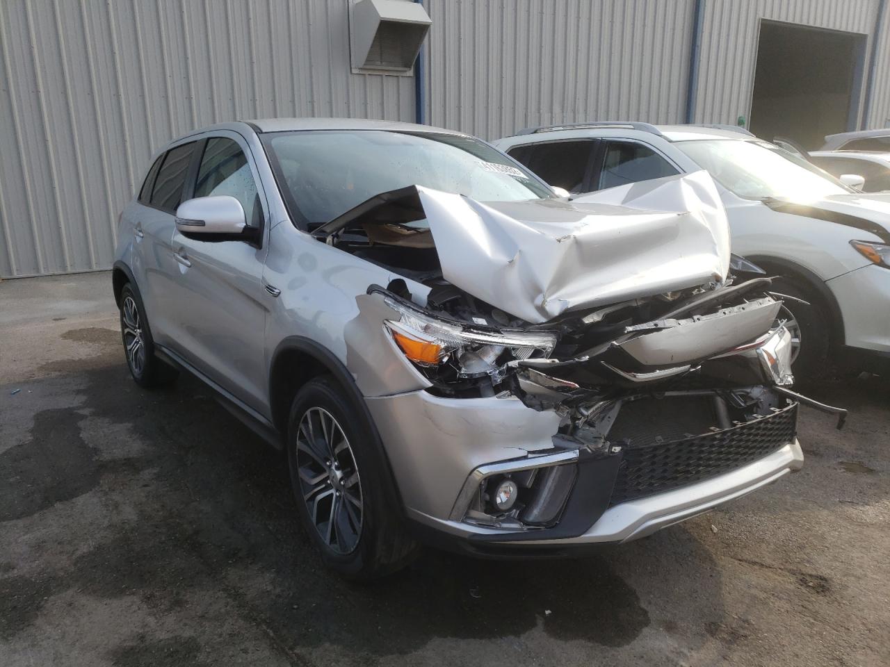 MITSUBISHI OUTLANDER 2019 with VIN JA4AR3AU1KU011124 - Photo from auction