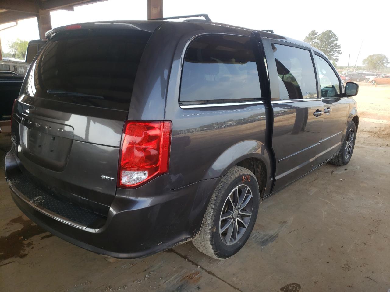 Photo 4 from auction – 2016 DODGE GRAND CARA with VIN 2C4RDGCG0GR125979