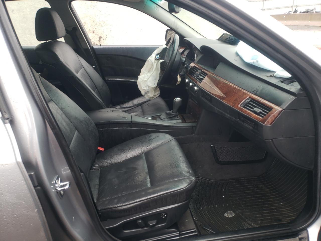 Photo 5 from auction – 2007 BMW 530 XI with VIN WBANF73597CU28403