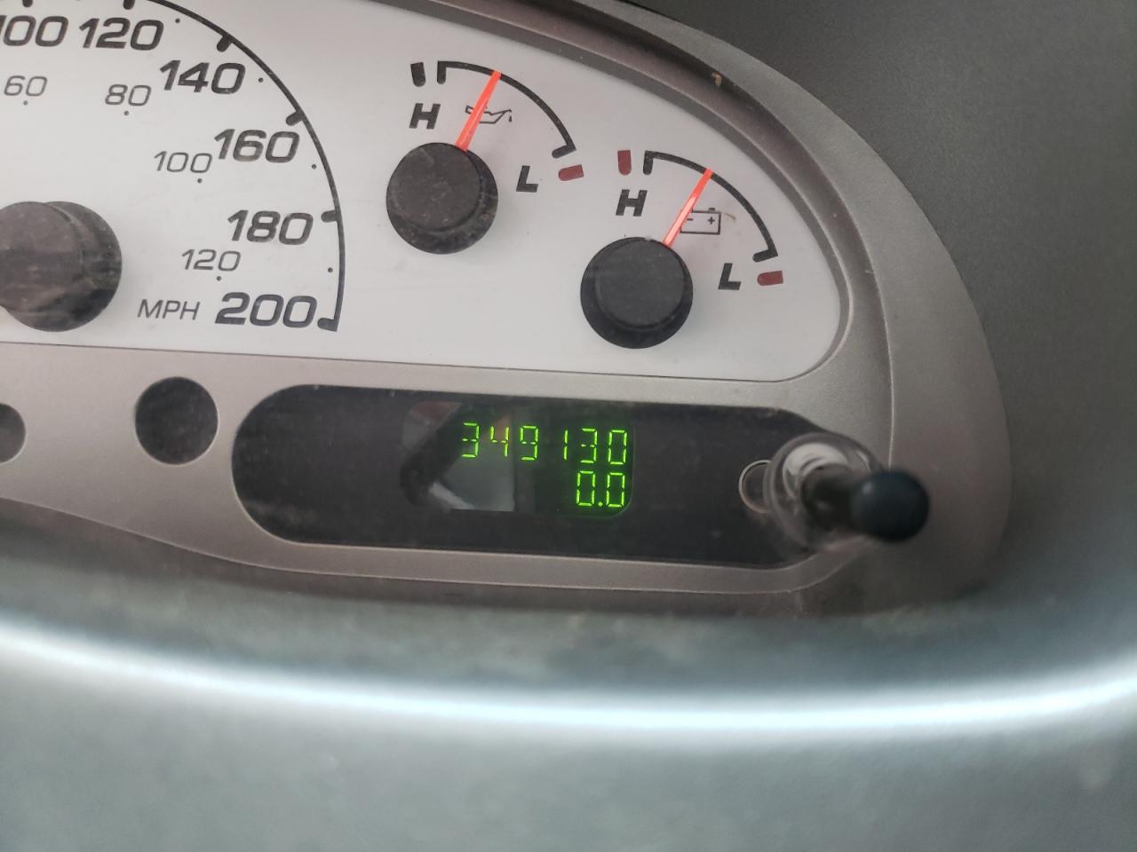 Photo 8 from auction – 2004 FORD EXPLORER S with VIN 1FMZU77K24UC03719