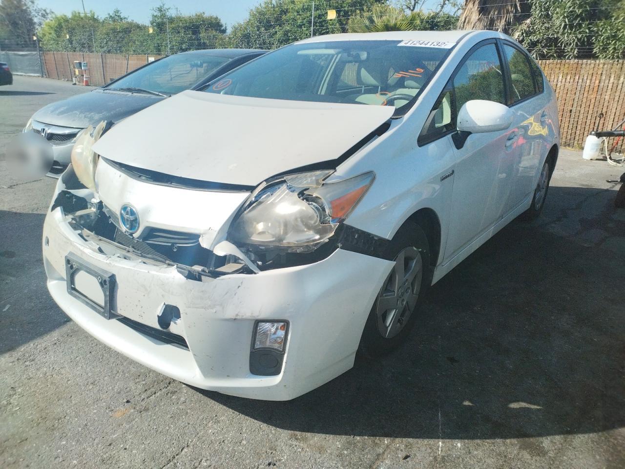 Photo 2 from auction – 2010 TOYOTA PRIUS with VIN JTDKN3DU2A0167986