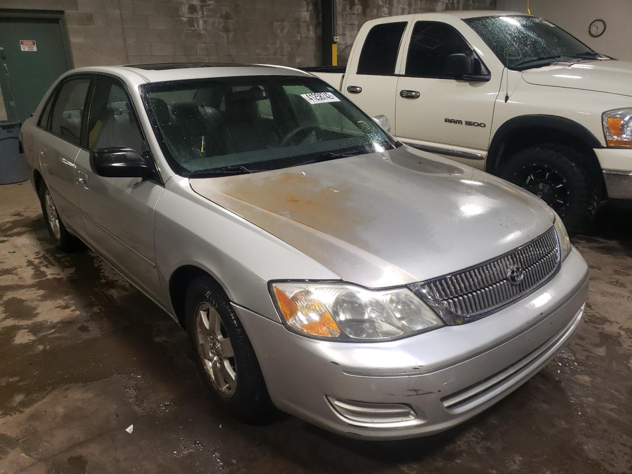 Photo 1 from auction – 2002 TOYOTA AVALON XL with VIN 4T1BF28B82U229378