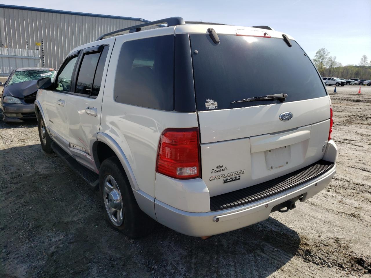 Photo 3 from auction – 2002 FORD EXPLORER L with VIN 1FMDU65WX2ZB57194