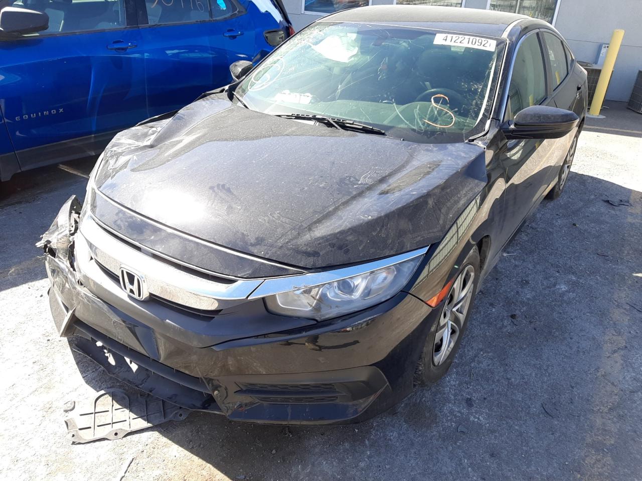 Photo 2 from auction – 2018 HONDA CIVIC LX with VIN 2HGFC2F59JH598586