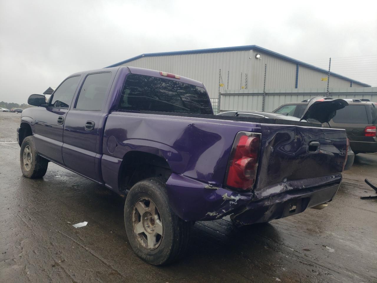 Photo 3 from auction – 2005 CHEVROLET SILVERADO with VIN 2GCEK13T351130247