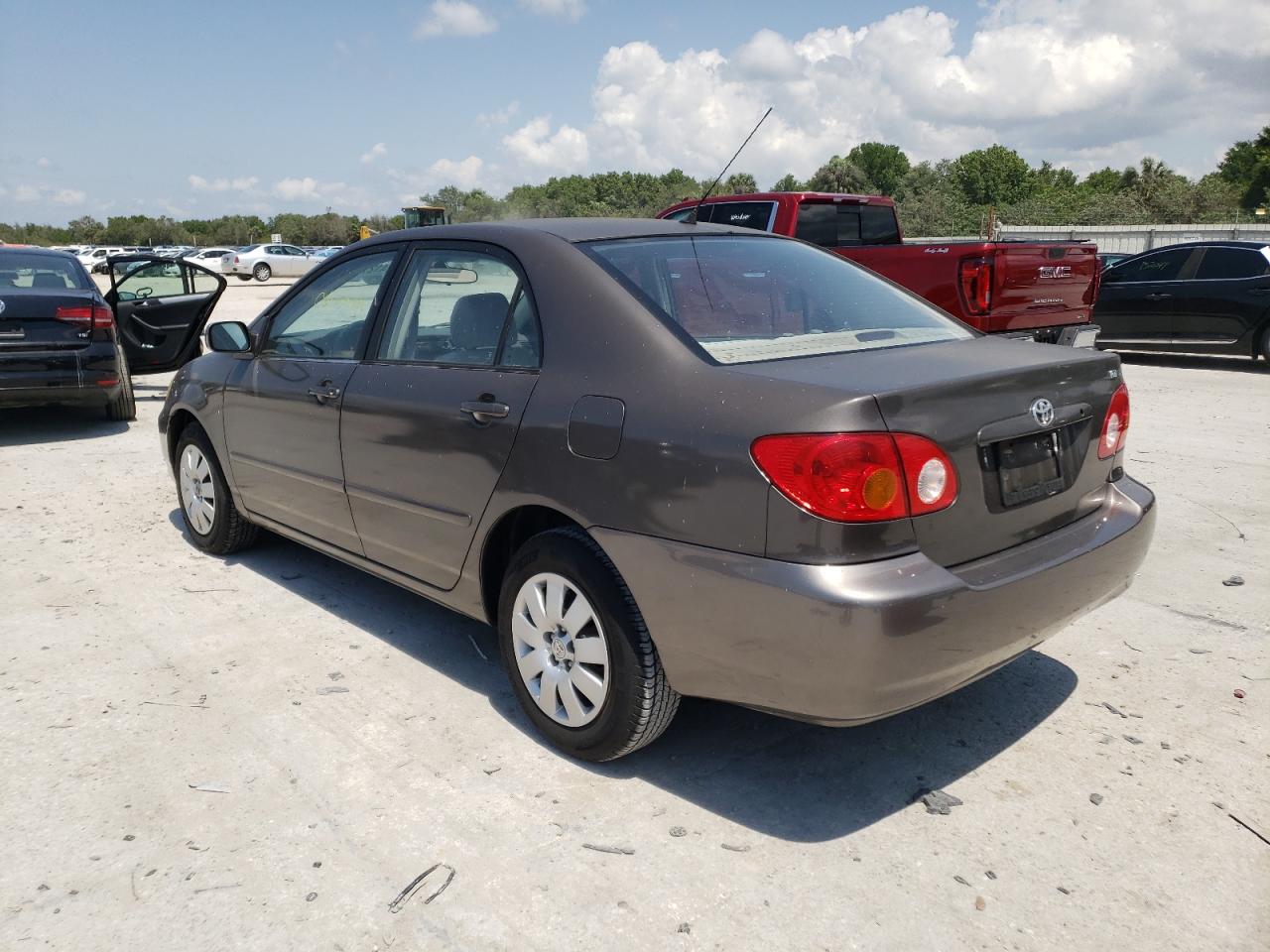 Photo 3 from auction – 2003 TOYOTA COROLLA CE with VIN 1NXBR32E63Z102744