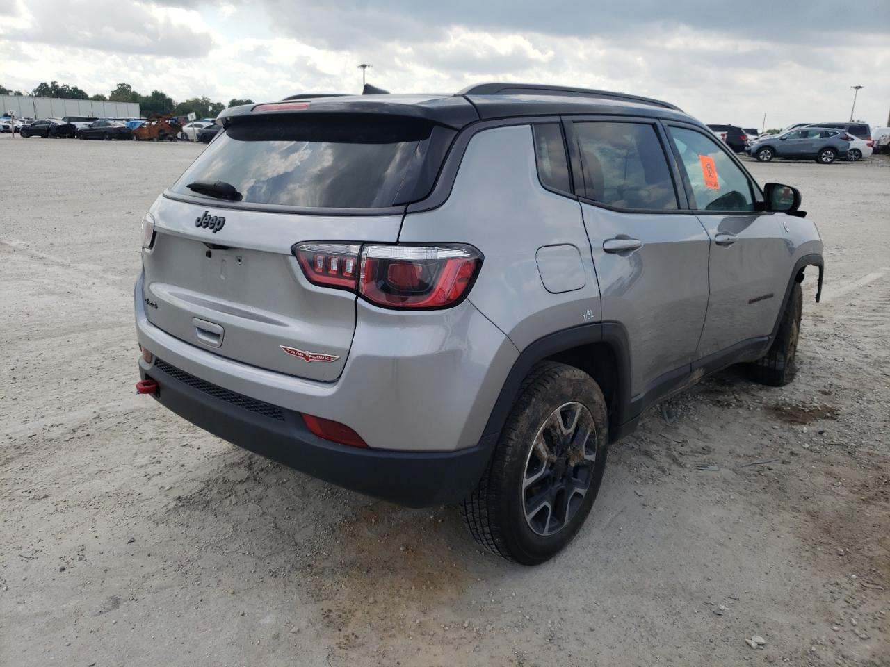 Photo 4 from auction – 2019 JEEP COMPASS TR with VIN 3C4NJDDB5KT744785