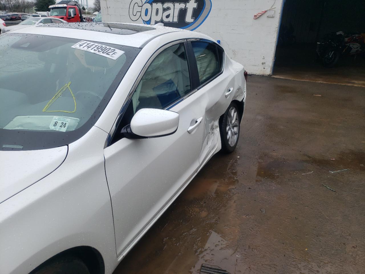 Photo 9 from auction – 2019 ACURA ILX with VIN 19UDE2F36KA012779