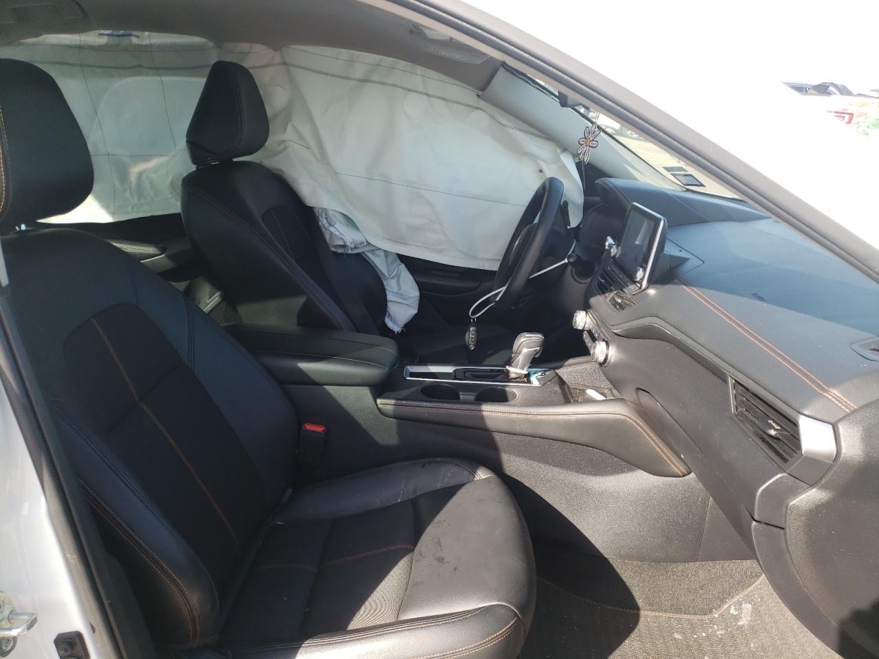 Photo 5 from auction – 2019 NISSAN ALTIMA with VIN 1N4BL4CV1KC177422