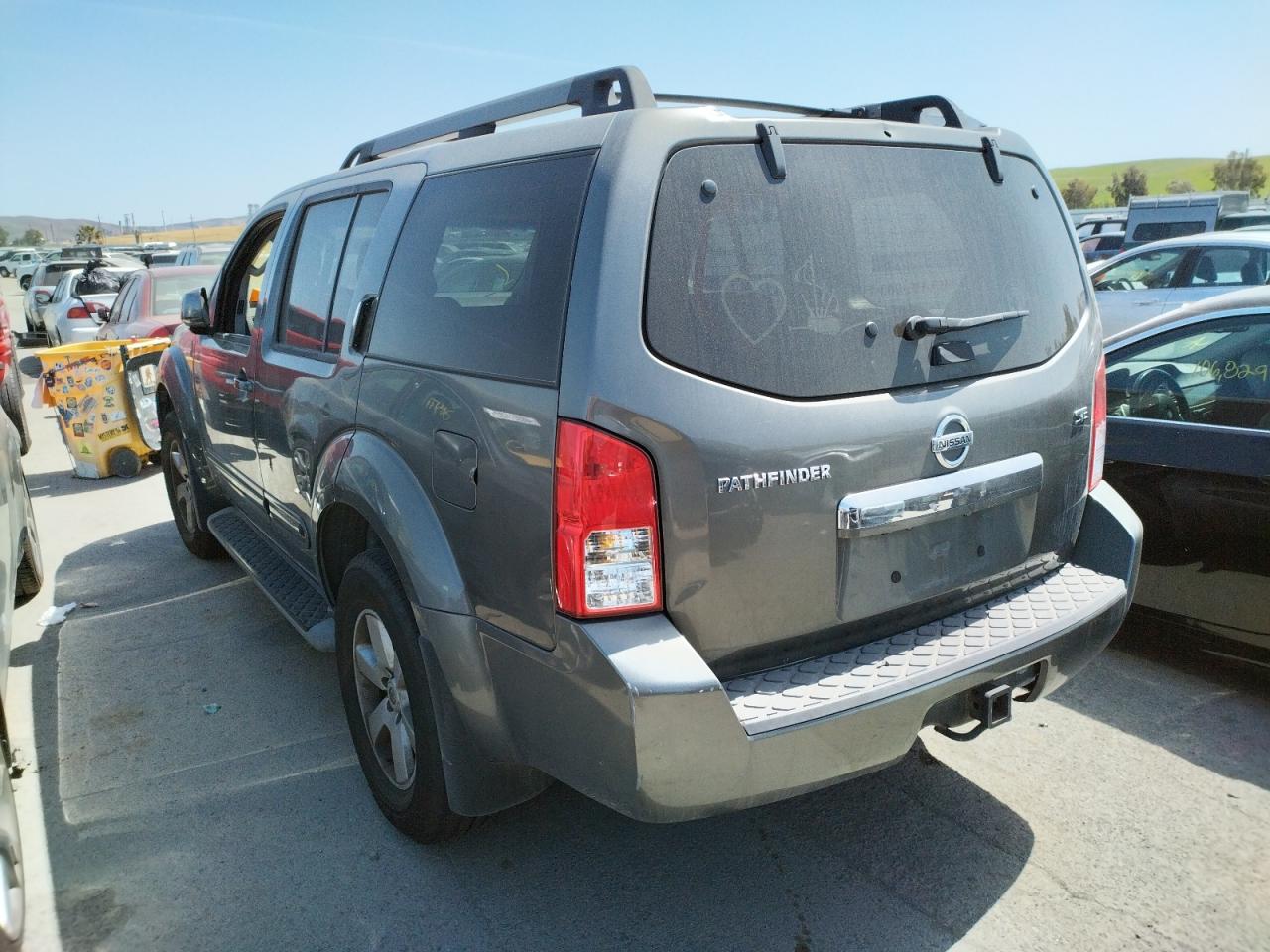 Photo 3 from auction – 2008 NISSAN PATHFINDER with VIN 5N1AR18B58C651393