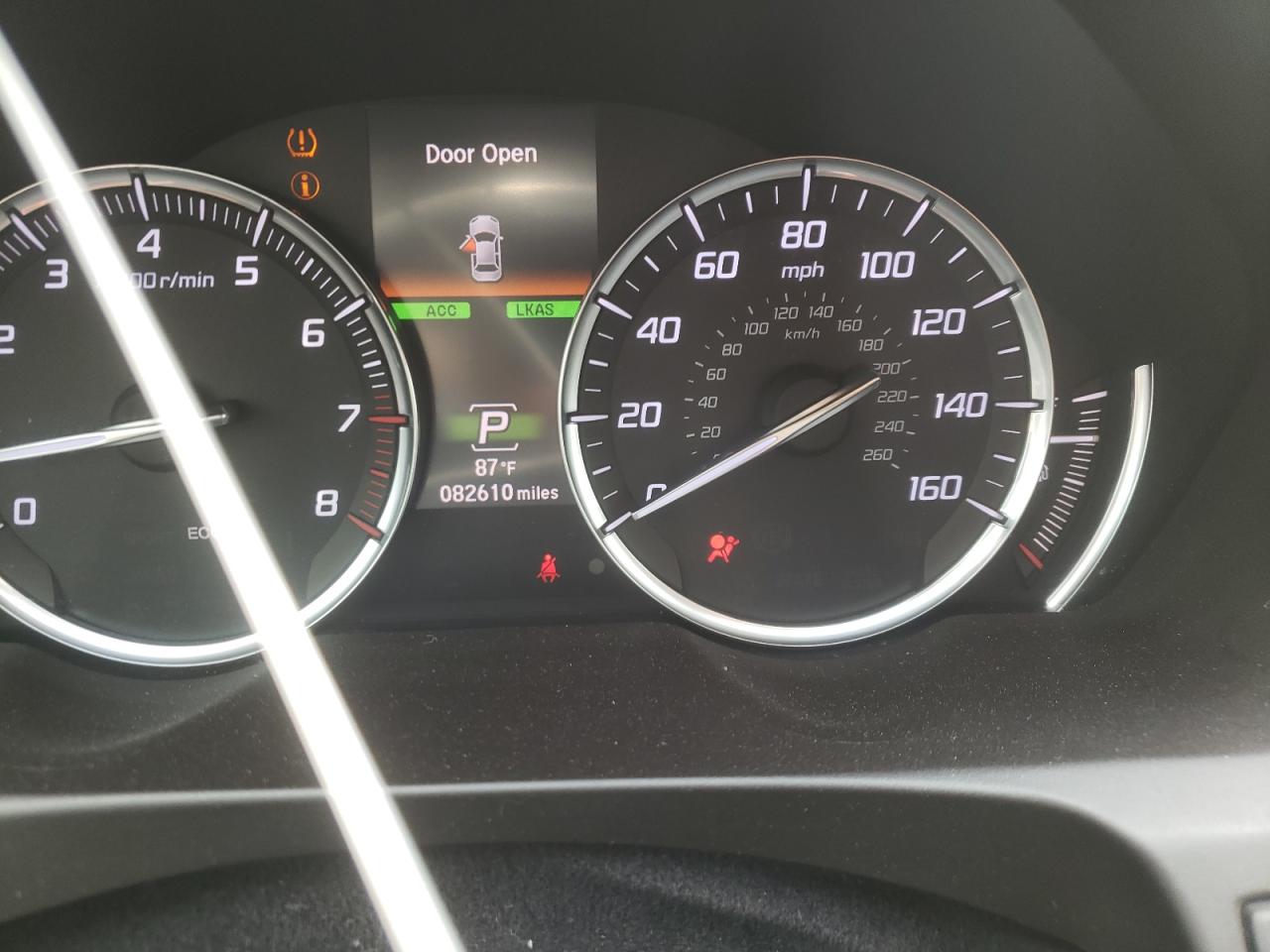 Photo 8 from auction – 2019 ACURA TLX with VIN 19UUB2F35KA001829