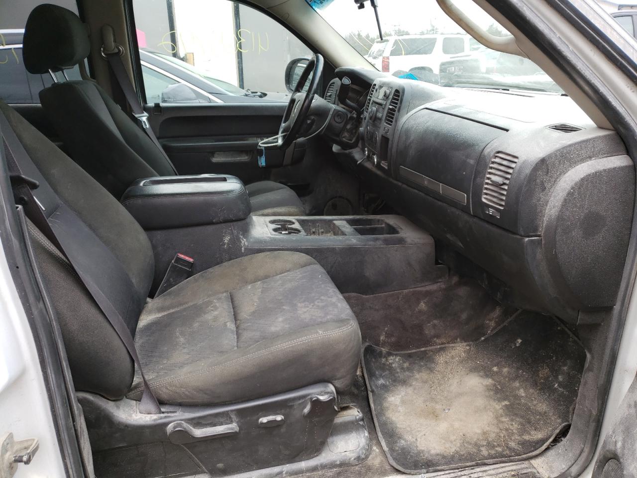 Photo 5 from auction – 2010 GMC SIERRA K15 with VIN 3GTRKVE37AG173125