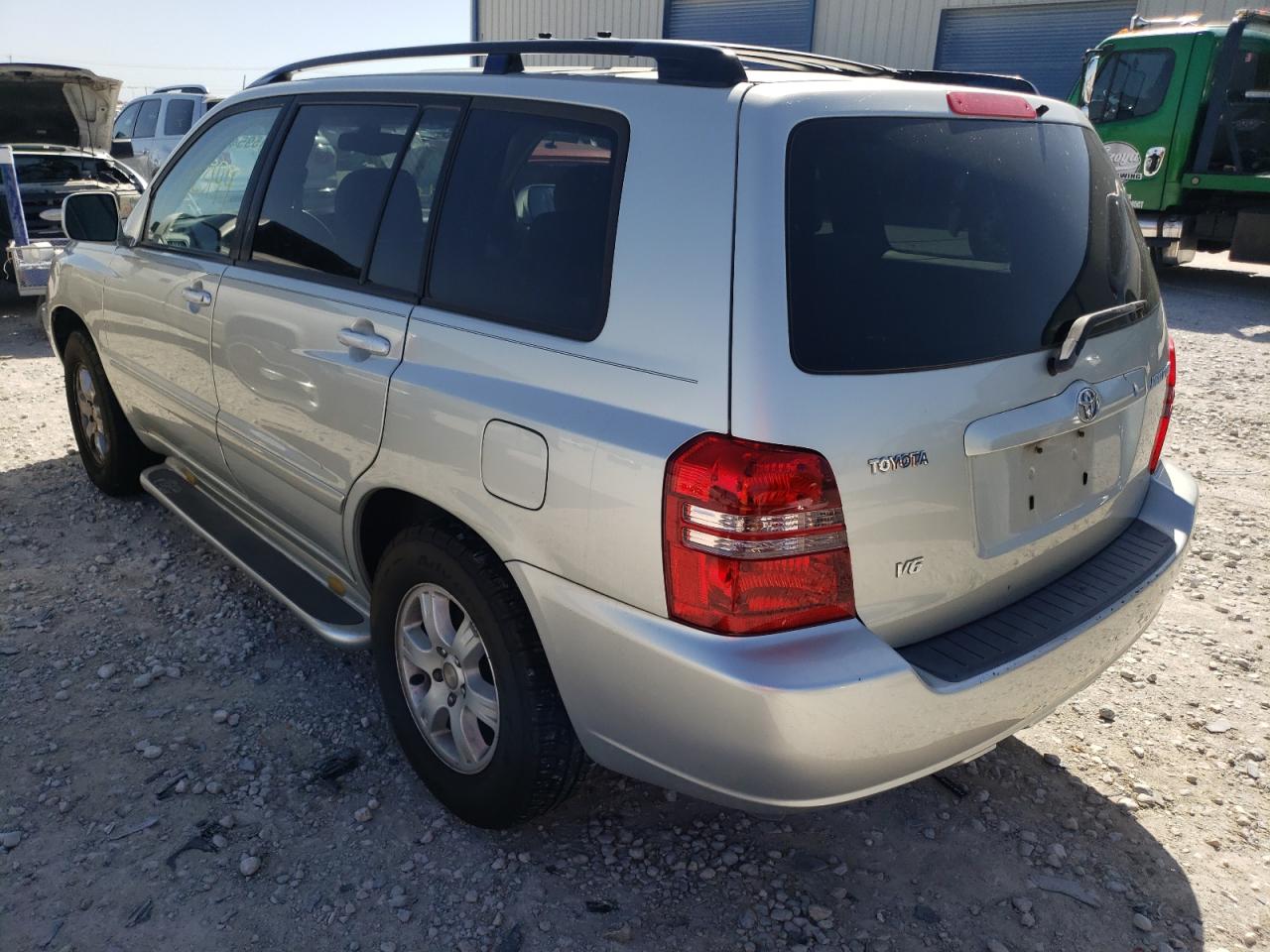 Photo 3 from auction – 2003 TOYOTA HIGHLANDER with VIN JTEGF21A730098587