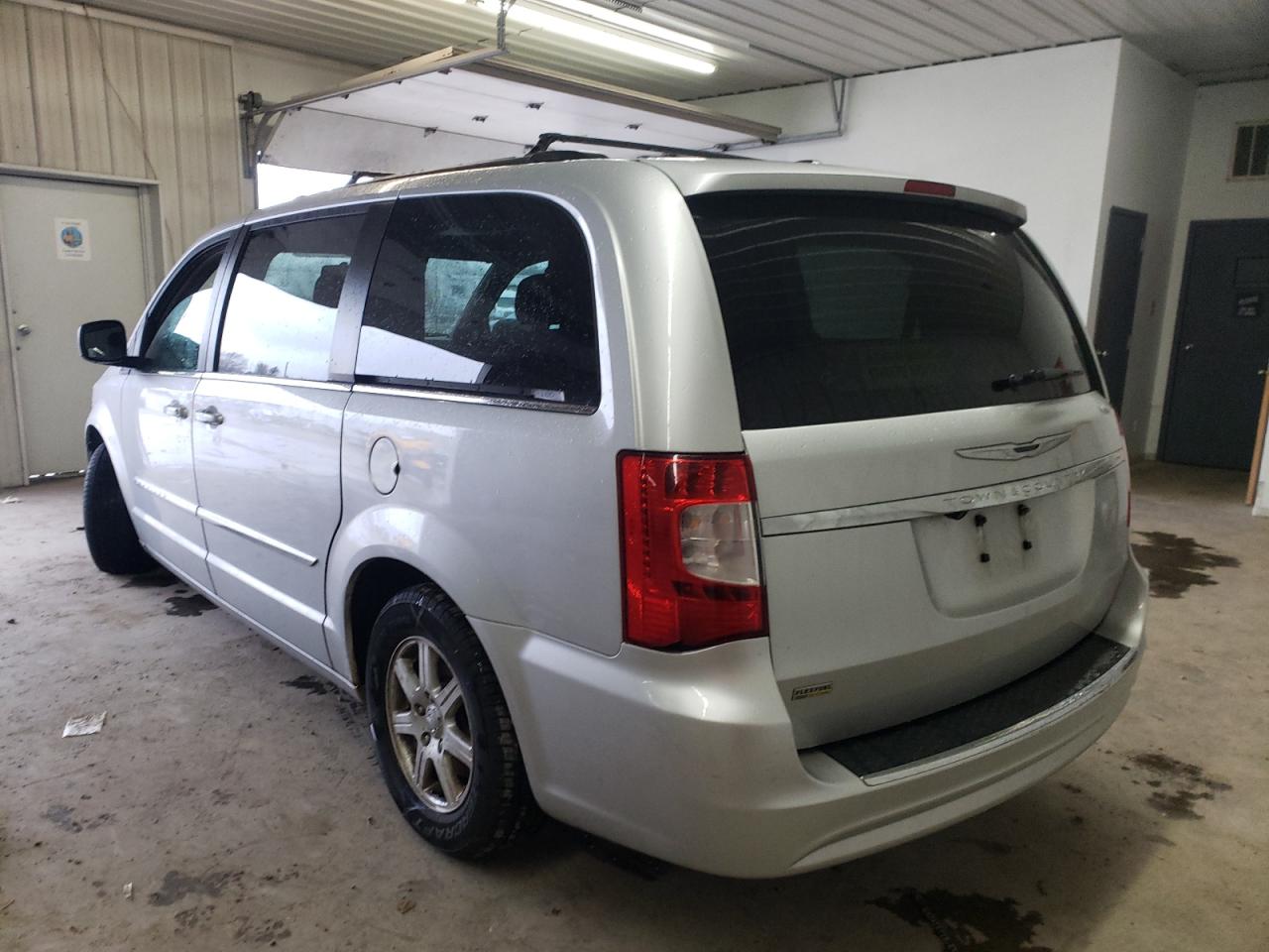Zdjęcie 3 z aukcji – 2011 CHRYSLER TOWN & COU z VIN 2A4RR5DG2BR650517