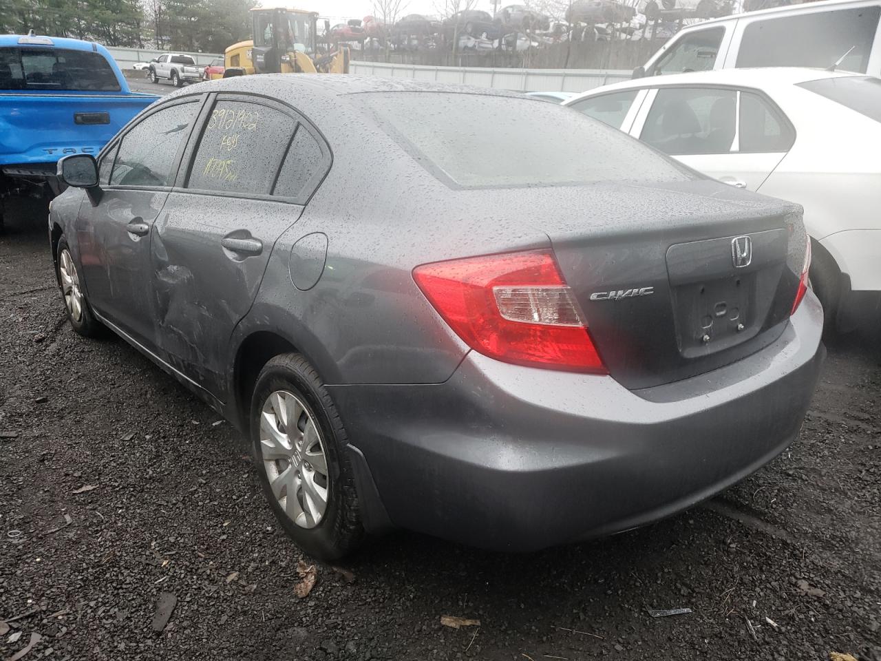 Photo 3 from auction – 2012 HONDA CIVIC LX with VIN 2HGFB2F56CH602051