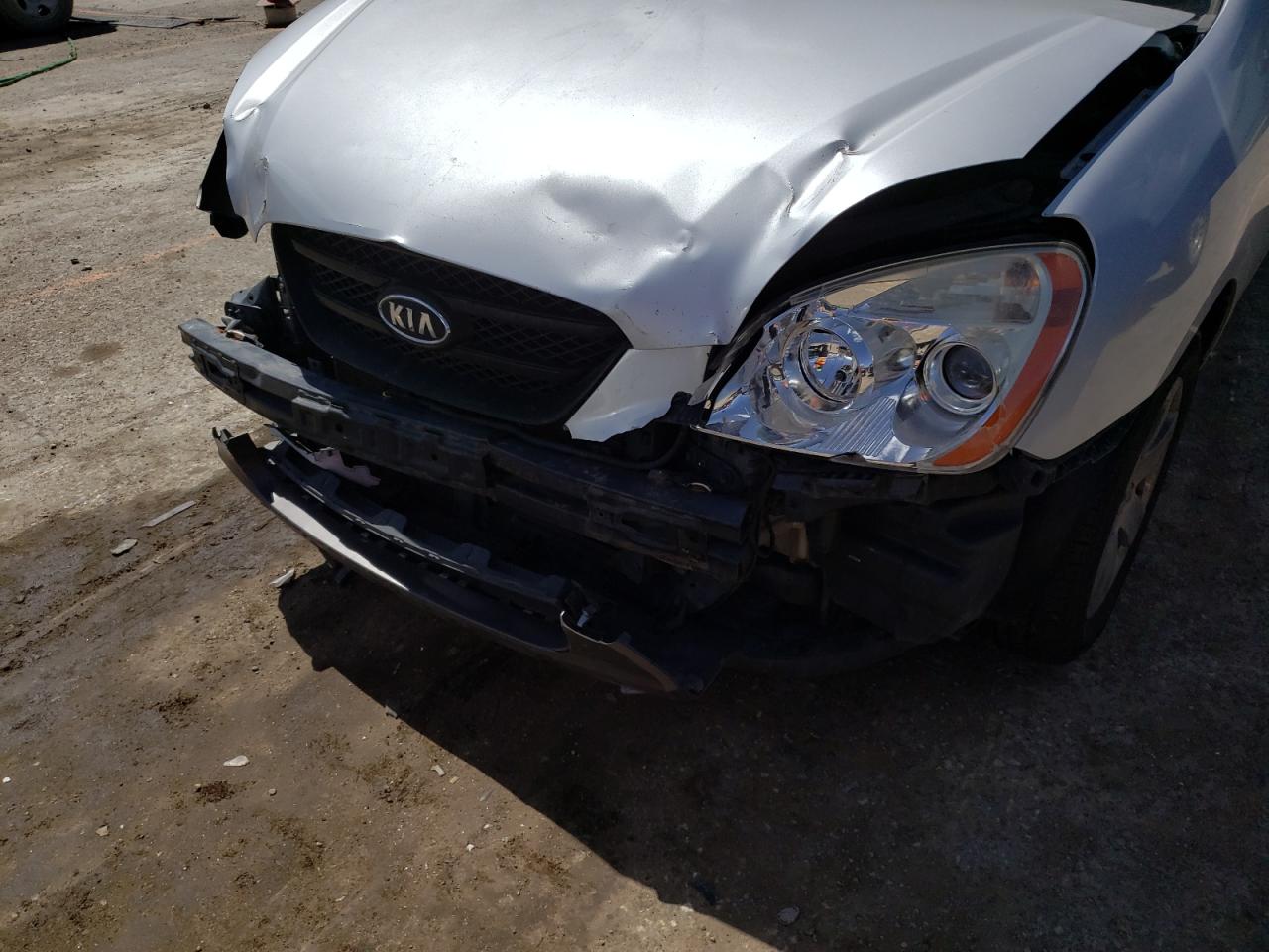 Photo 9 from auction – 2007 KIA RONDO BASE with VIN KNAFG525077036748