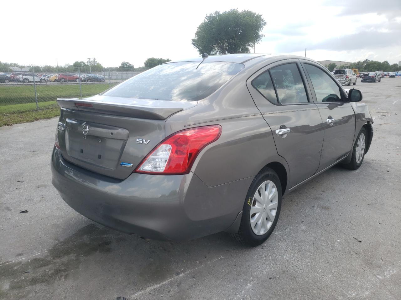 Photo 4 from auction – 2013 NISSAN VERSA S with VIN 3N1CN7AP2DL882920