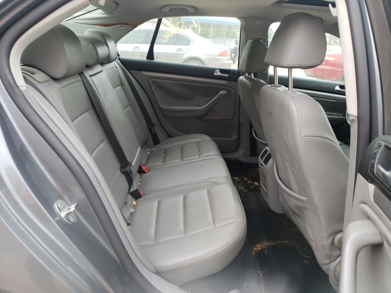 Photo 6 from auction – 2008 VOLKSWAGEN JETTA SE with VIN 3VWRM71K18M072805