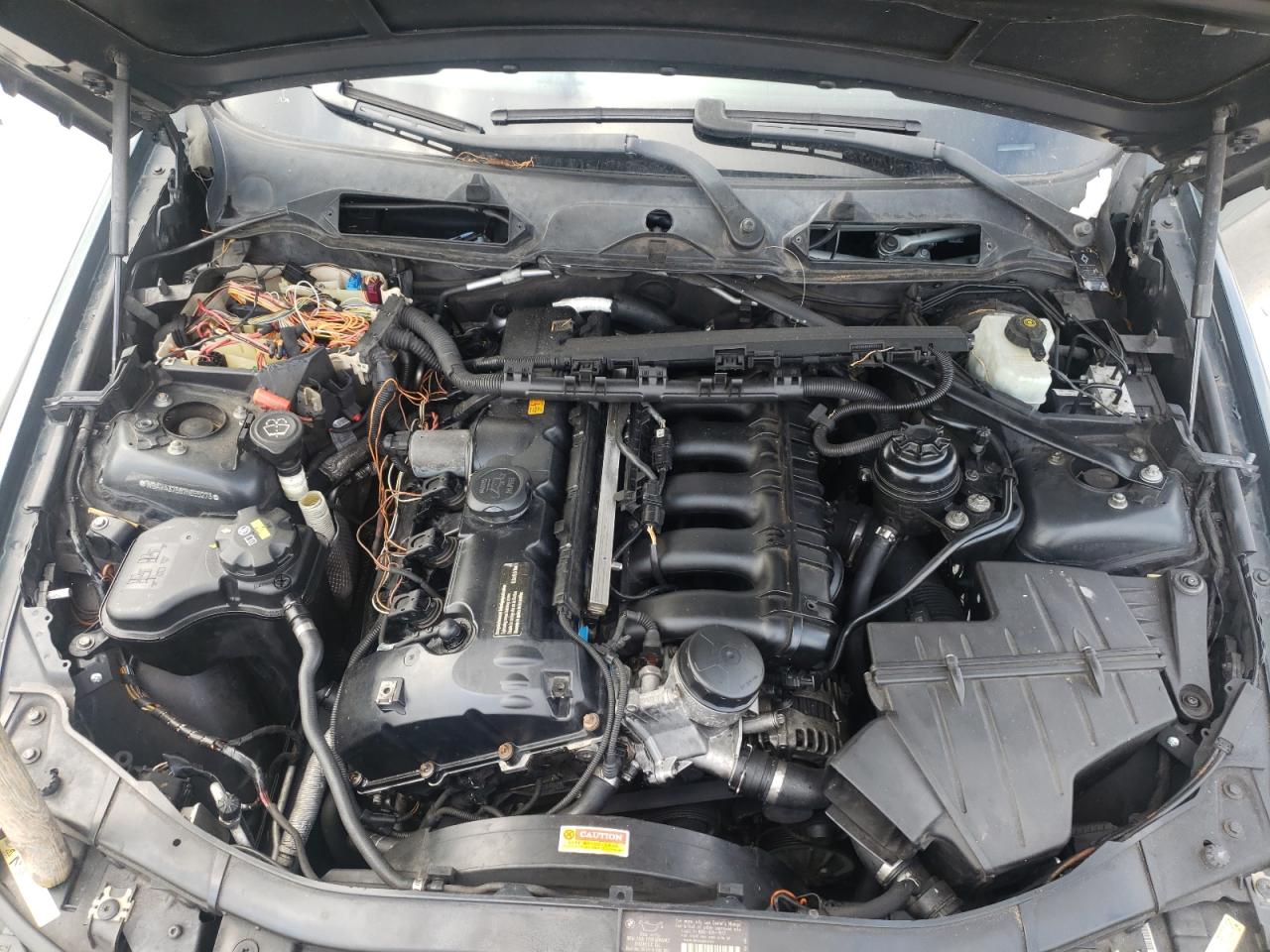 Photo 7 from auction – 2007 BMW 328 with VIN WBAVA37567ND55273