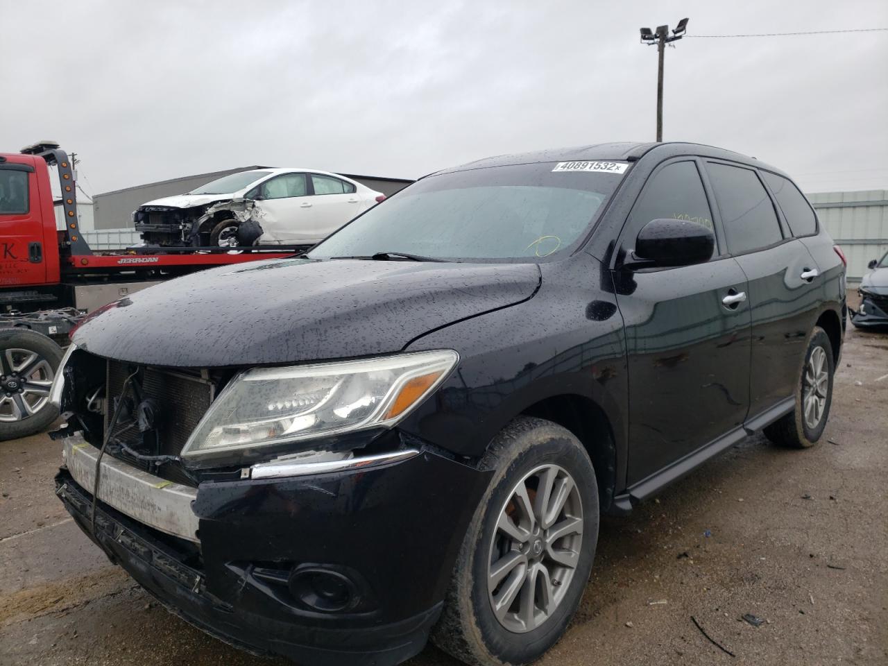 Photo 2 from auction – 2013 NISSAN PATHFINDER with VIN 5N1AR2MN1DC645798