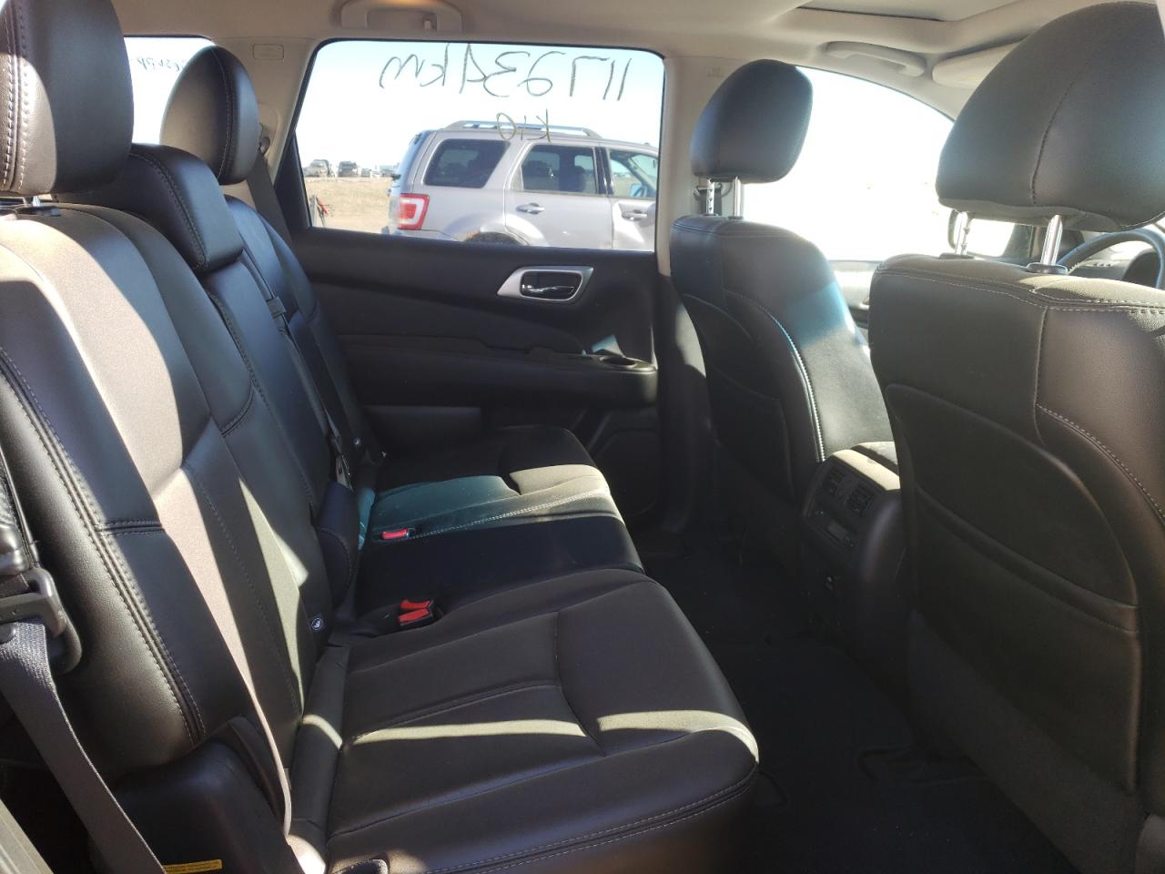 Photo 6 from auction – 2015 NISSAN PATHFINDER with VIN 5N1AR2MM4FC695444