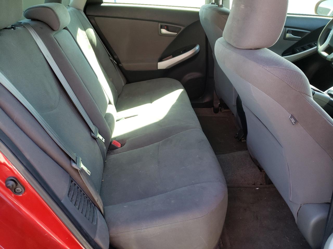 Photo 6 from auction – 2012 TOYOTA PRIUS with VIN JTDKN3DU6C1545174