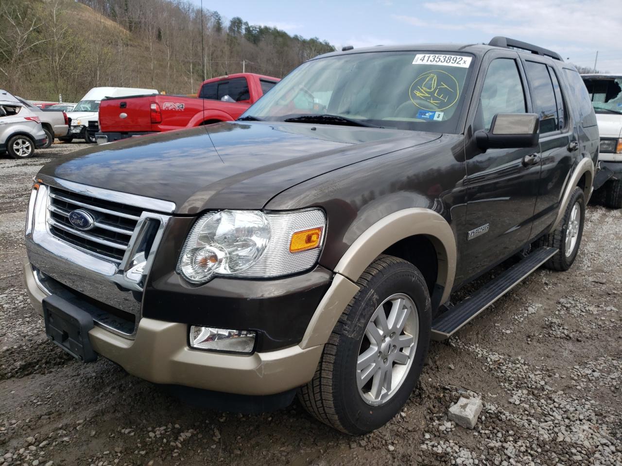 Photo 2 from auction – 2008 FORD EXPLORER E with VIN 1FMEU74E68UA58686