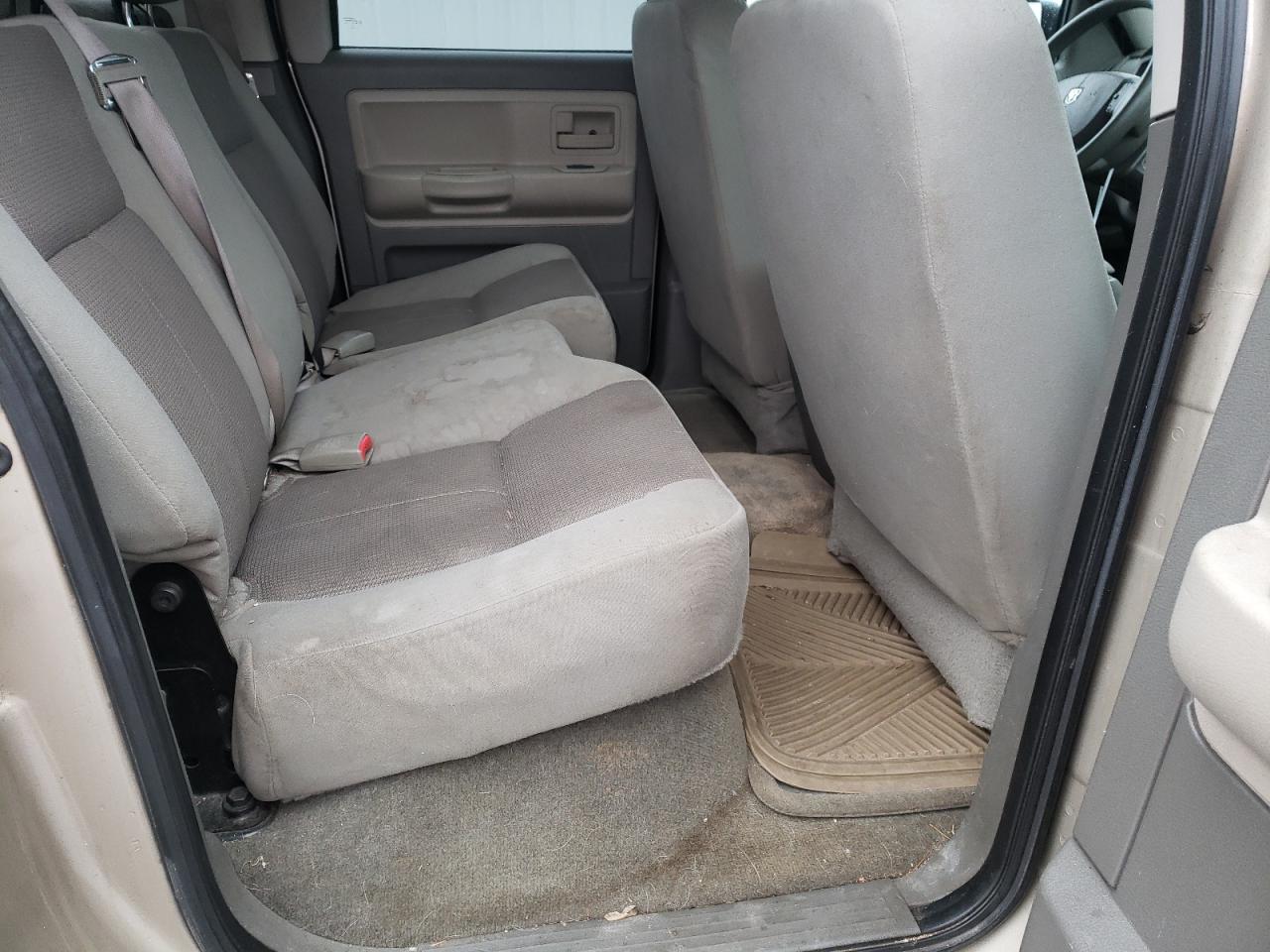Photo 6 from auction – 2005 DODGE DAKOTA QUA with VIN 1D7HE48K55S109170