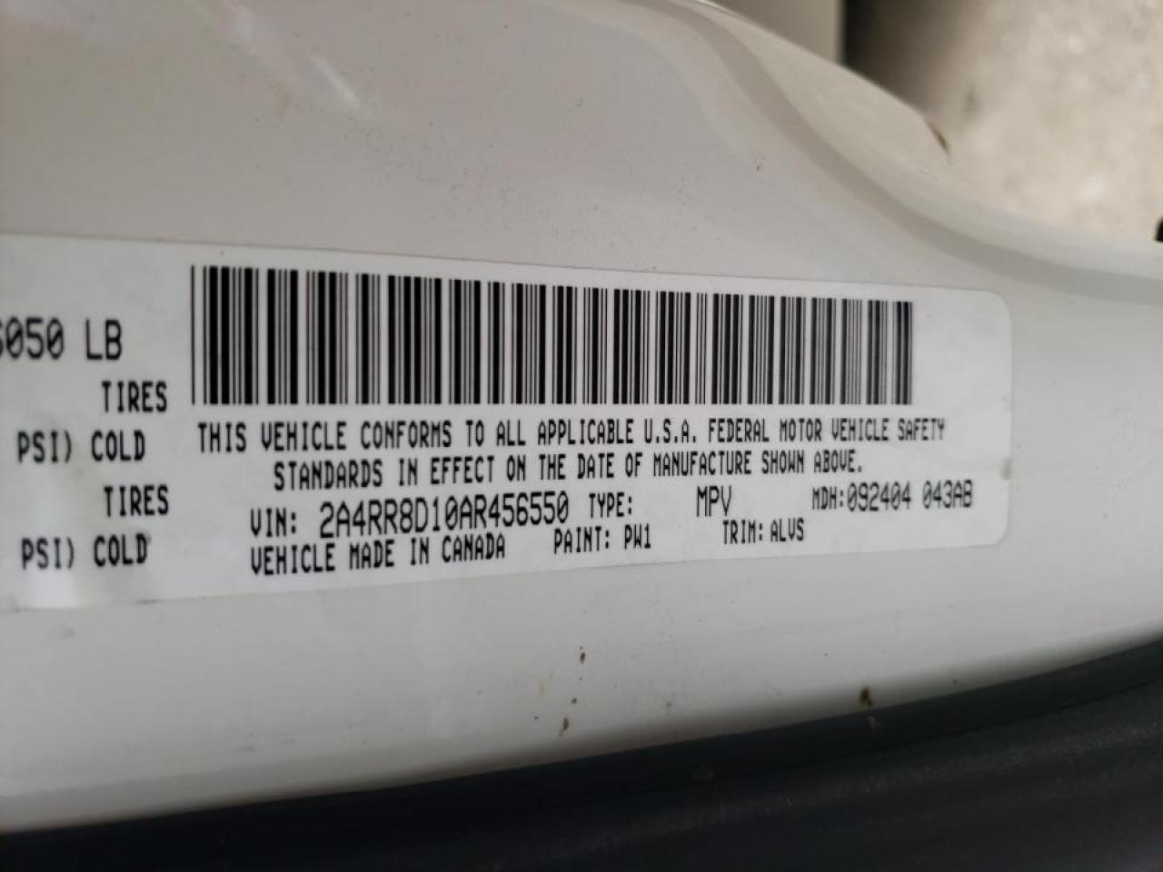 Photo 10 from auction – 2010 CHRYSLER TOWN & COU with VIN 2A4RR8D10AR456550