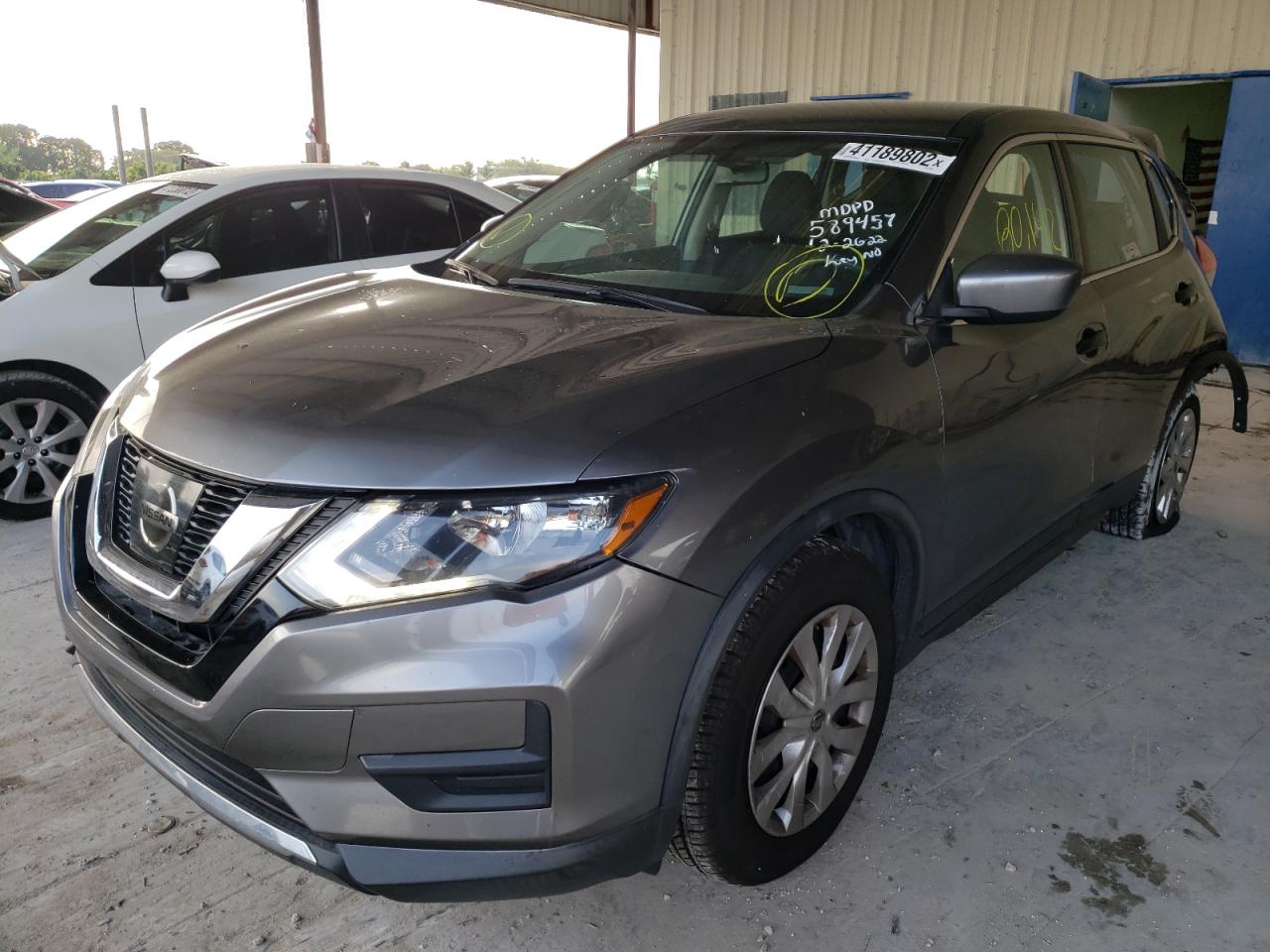 Photo 2 from auction – 2017 NISSAN ROGUE S with VIN KNMAT2MT8HP589457