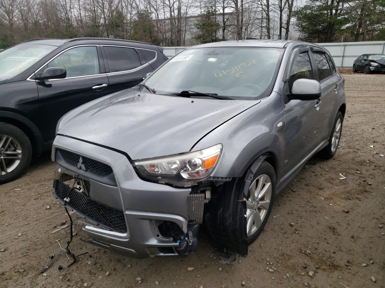 Photo 2 from auction – 2012 MITSUBISHI OUTLANDER with VIN JA4AR4AU5CZ010617