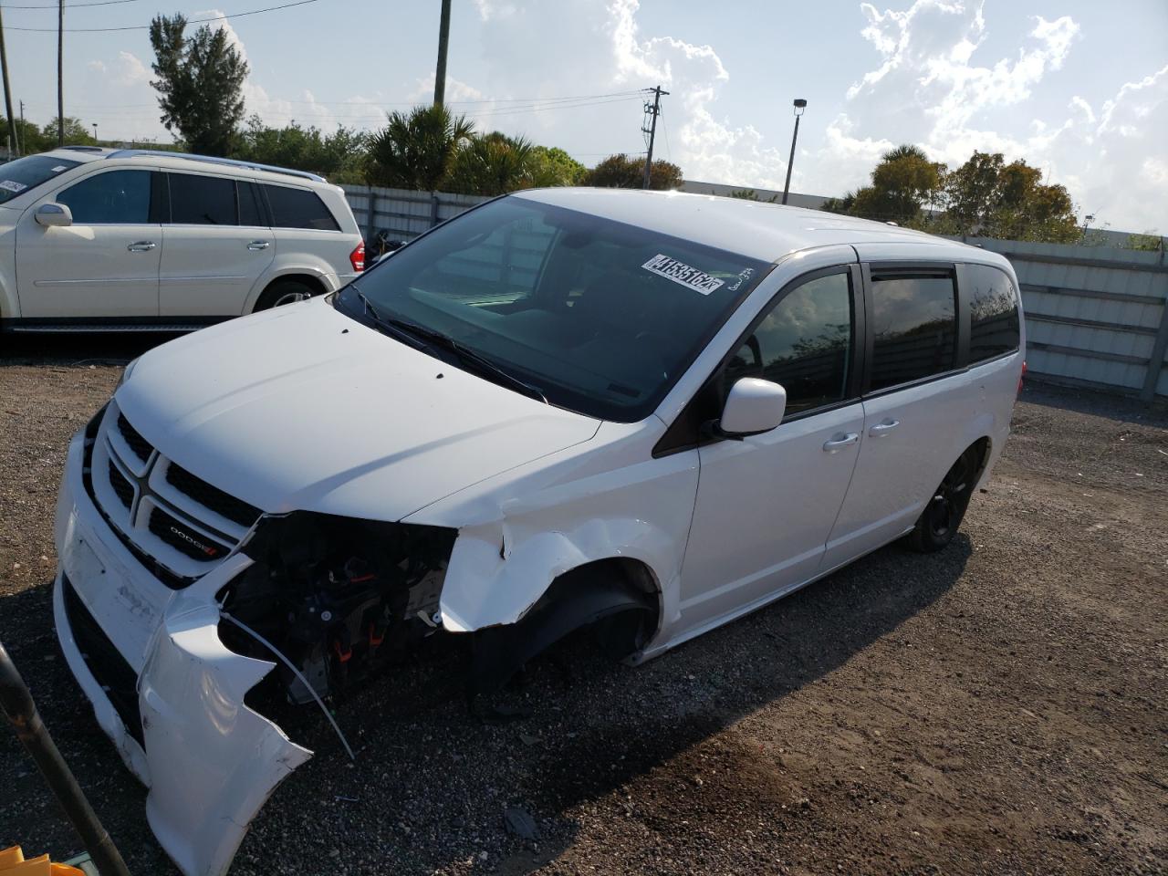 Photo 2 from auction – 2019 DODGE GRAND CARA with VIN 2C4RDGEG6KR676102