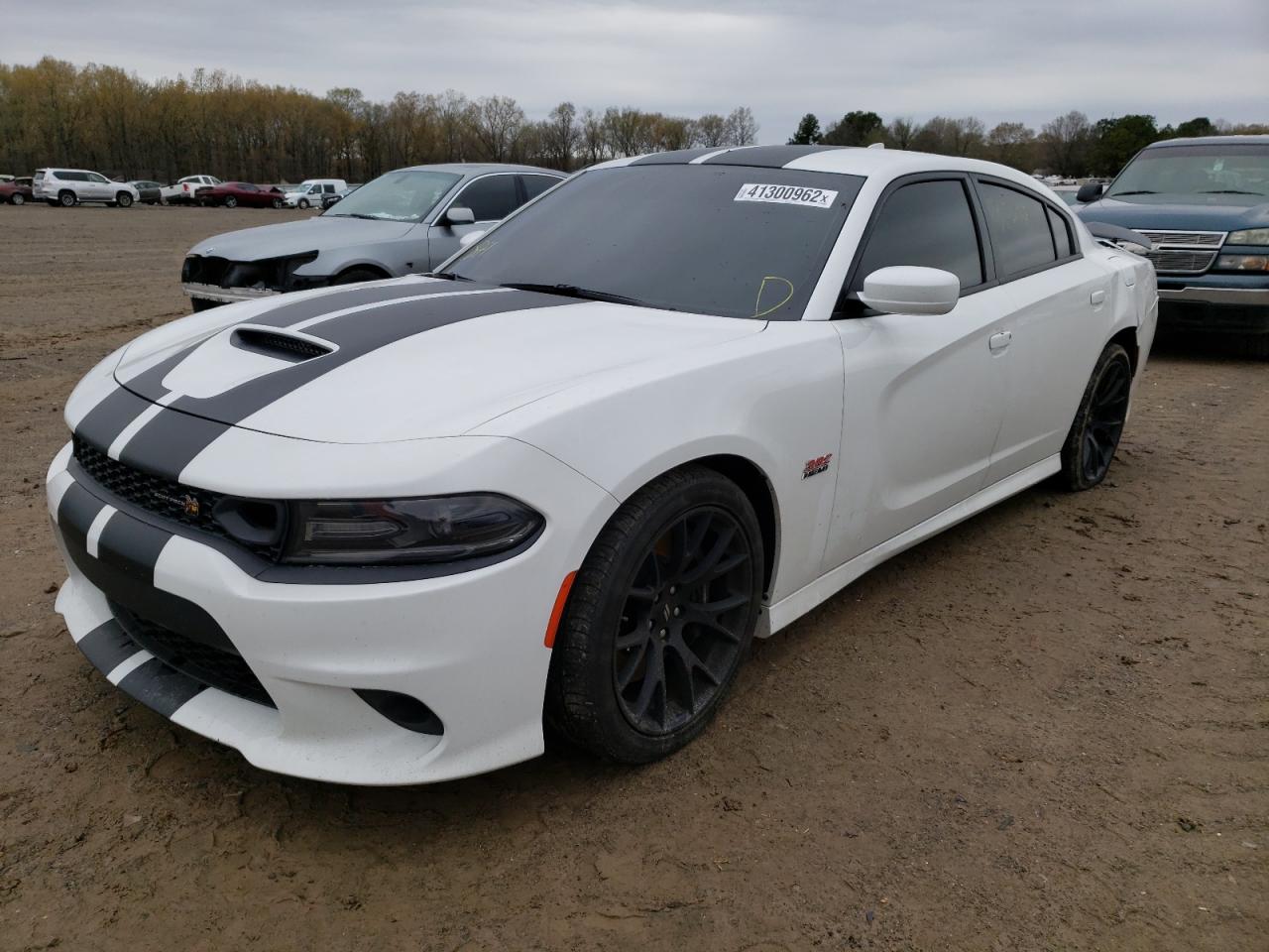 Photo 2 from auction – 2019 DODGE CHARGER SC with VIN 2C3CDXGJ7KH700531