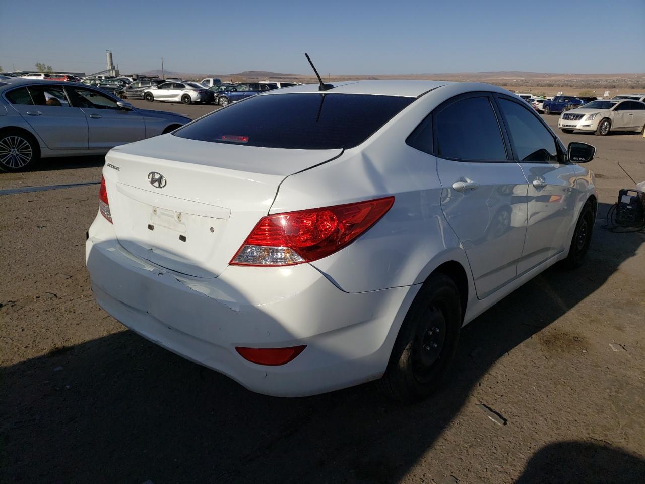 Photo 4 from auction – 2012 HYUNDAI ACCENT GLS with VIN KMHCT4AE2CU219234