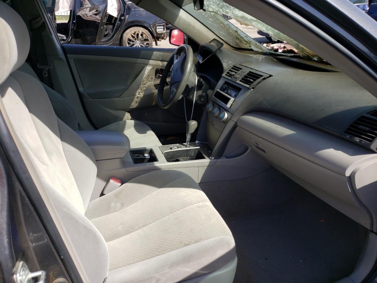 Photo 5 from auction – 2007 TOYOTA CAMRY CE with VIN 4T1BE46K47U611562