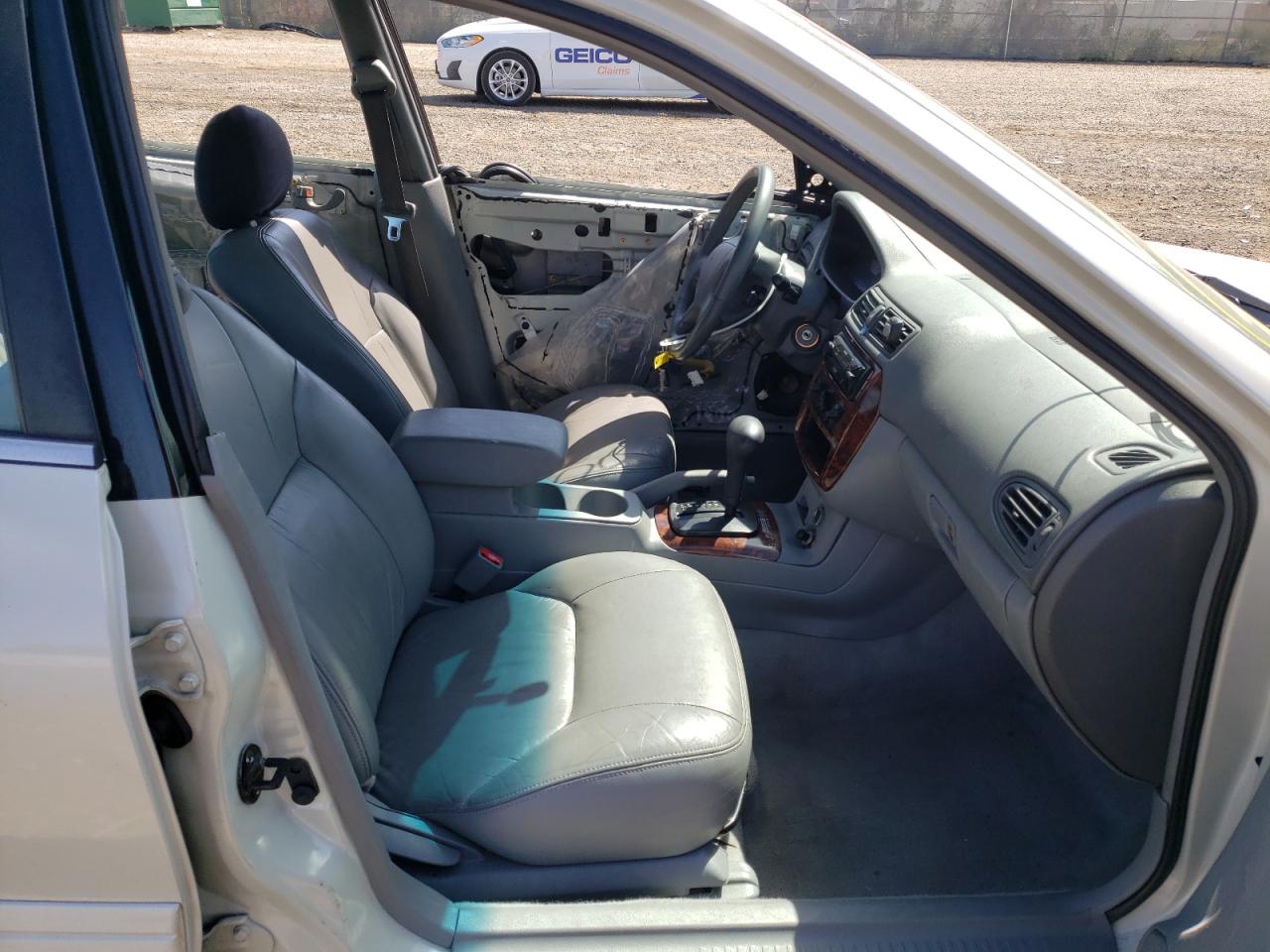 Photo 5 from auction – 2001 MITSUBISHI GALANT ES with VIN 4A3AA46H31E121614
