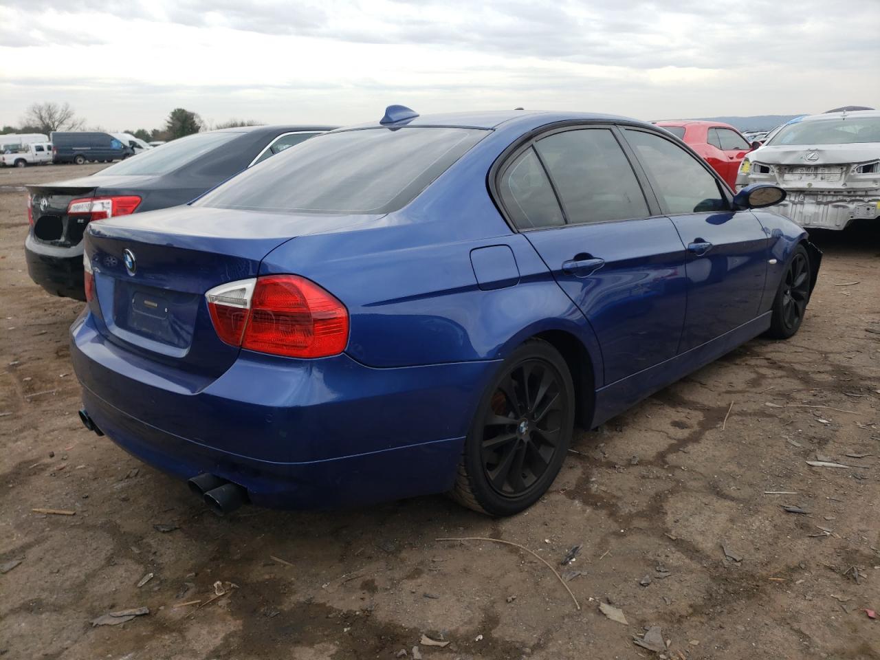 Photo 4 from auction – 2008 BMW 328 I with VIN WBAVA37508NL54702