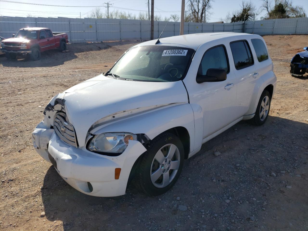 Photo 2 from auction – 2011 CHEVROLET HHR LS with VIN 3GNBAAFW8BS615535