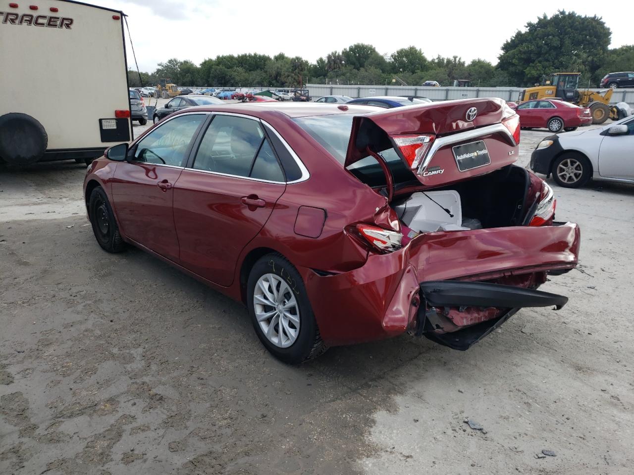 Photo 3 from auction – 2015 TOYOTA CAMRY LE with VIN 4T1BF1FK2FU988188