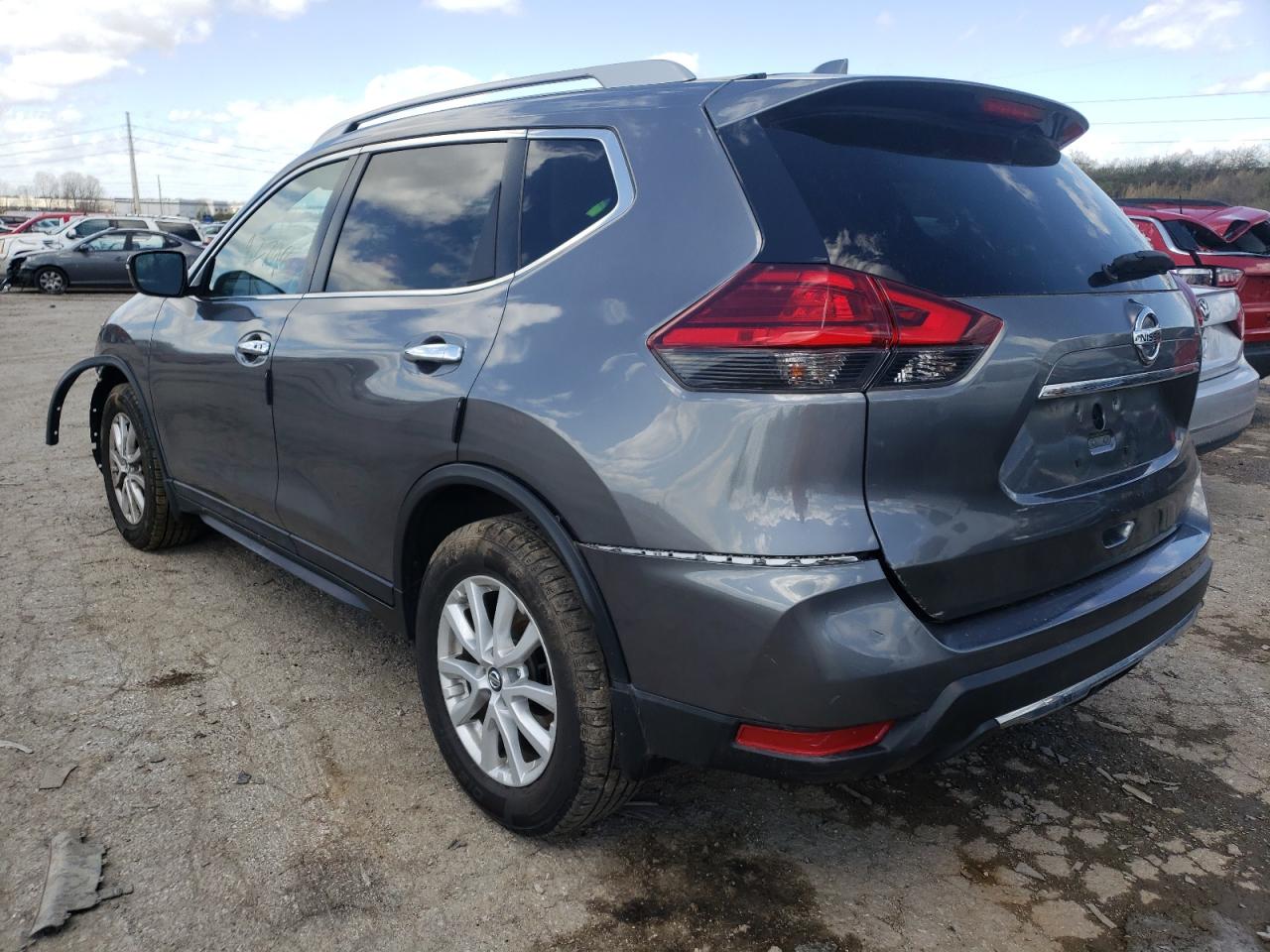Photo 3 from auction – 2017 NISSAN ROGUE S with VIN 5N1AT2MT7HC837944