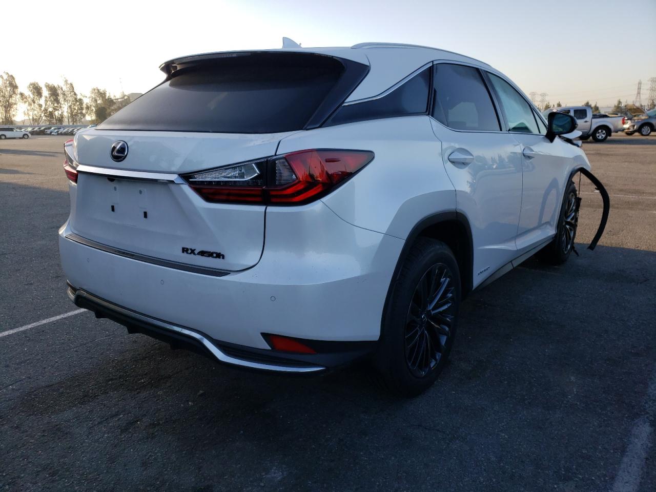 Photo 4 from auction – 2022 LEXUS RX 450H with VIN 2T2HGMDA2NC081049