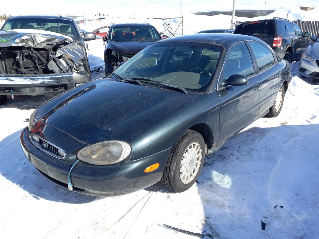 Photo 2 from auction – 1998 MERCURY SABLE GS with VIN 1MEFM50U4WA601346