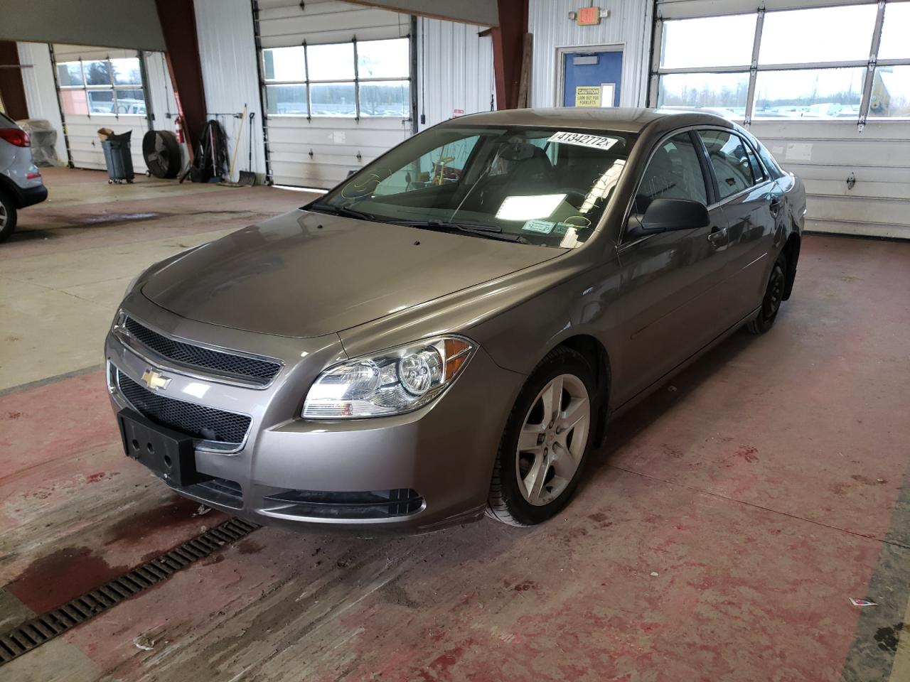 Photo 2 from auction – 2012 CHEVROLET MALIBU LS with VIN 1G1ZB5E08CF158233