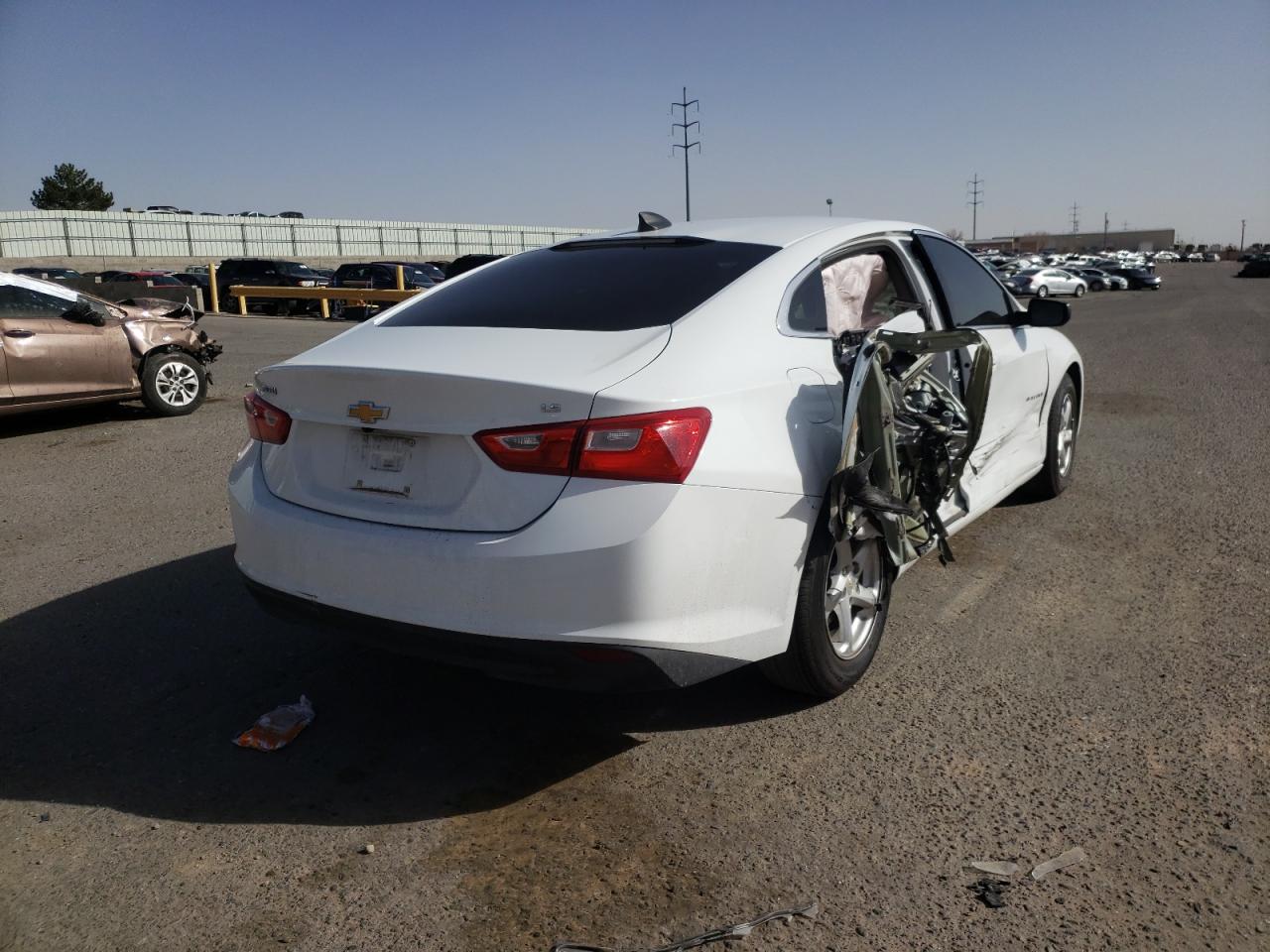 Photo 4 from auction – 2016 CHEVROLET MALIBU LS with VIN 1G1ZB5ST4GF182999