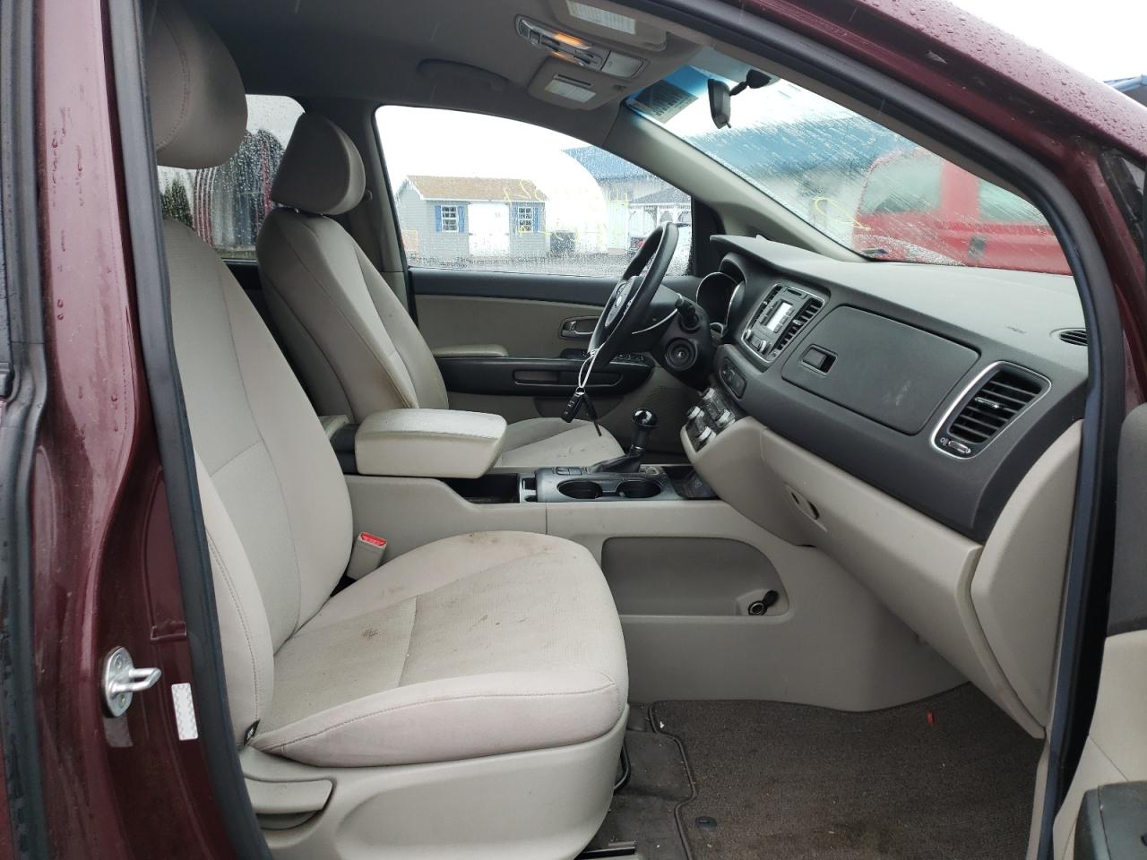 Photo 5 from auction – 2016 KIA SEDONA LX with VIN KNDMB5C16G6151106