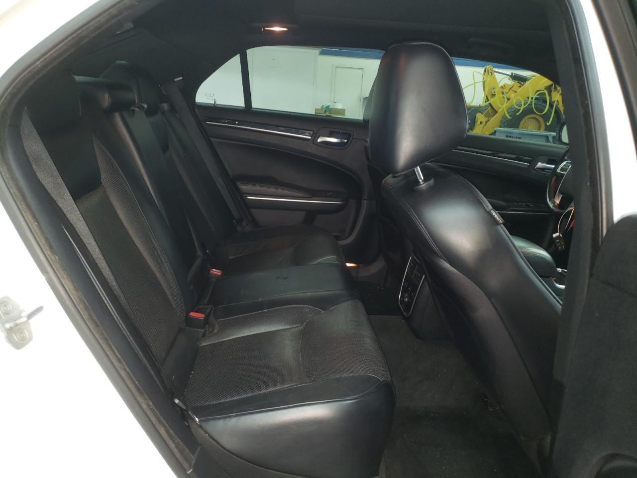 Photo 6 from auction – 2012 CHRYSLER 300C with VIN 2C3CCAET9CH288277