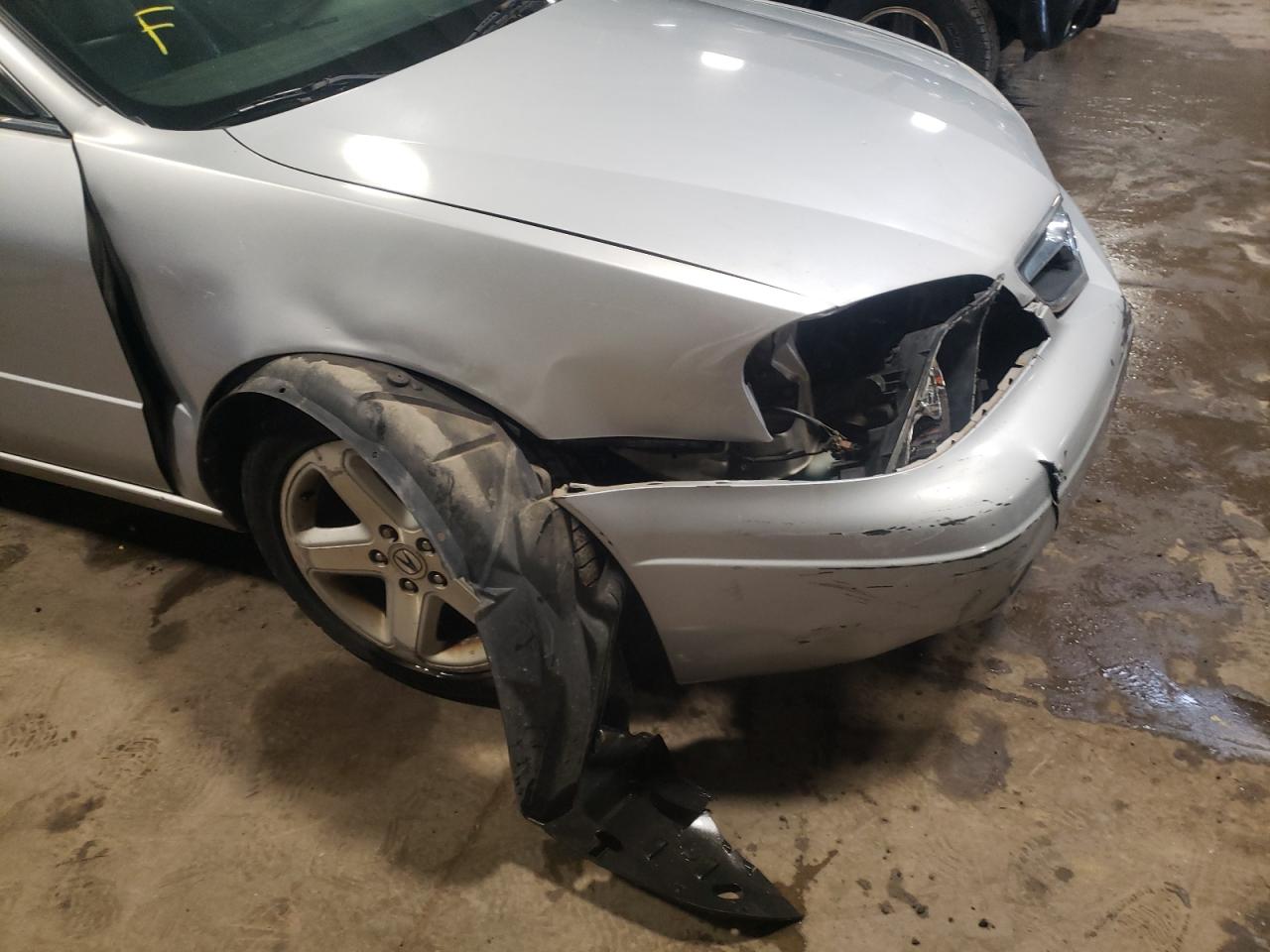 Photo 9 from auction – 2001 ACURA 3.2CL TYPE with VIN 19UYA42661A023630