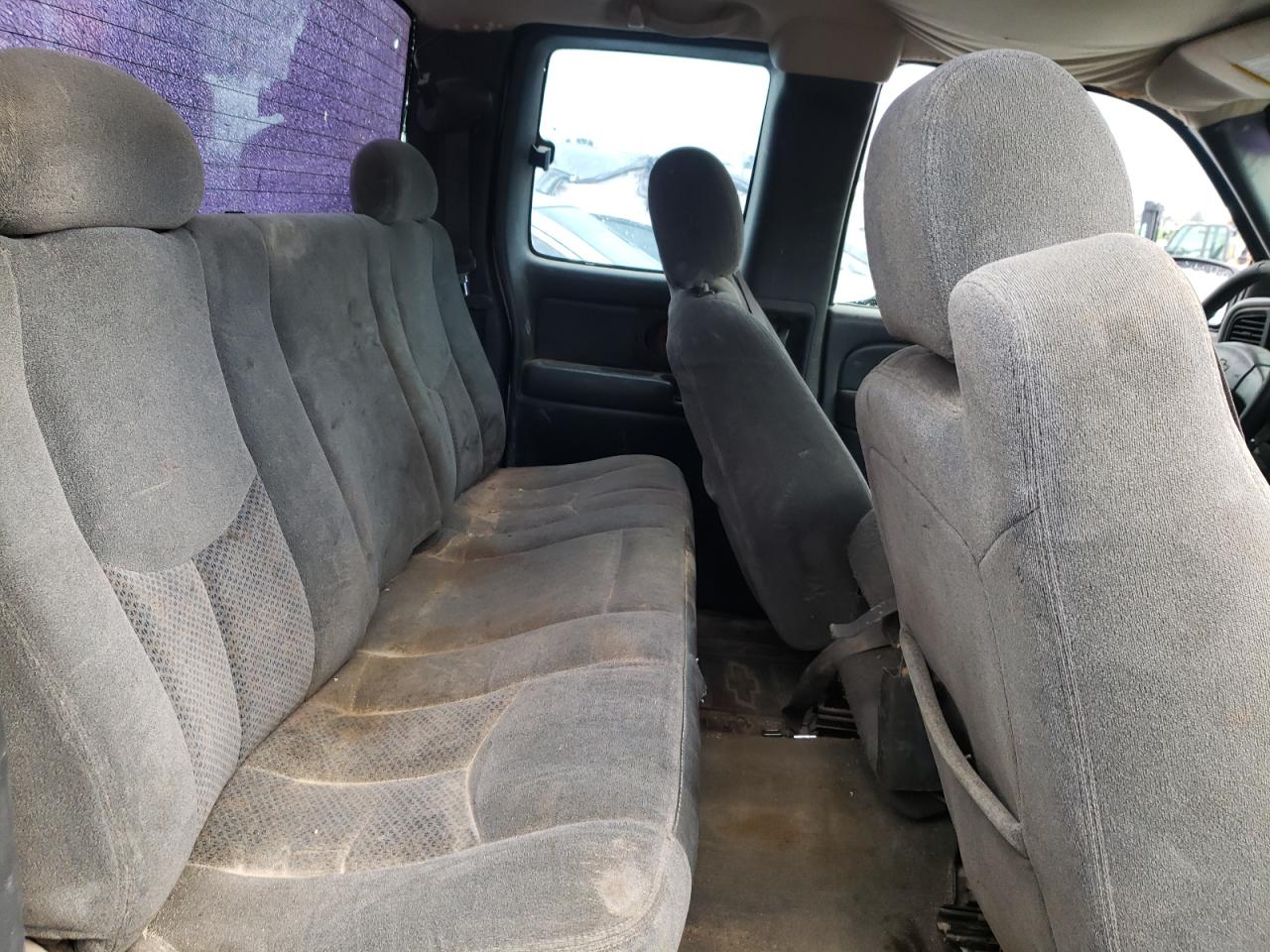 Photo 6 from auction – 2004 CHEVROLET SILVERADO with VIN 2GCEC19V141138030